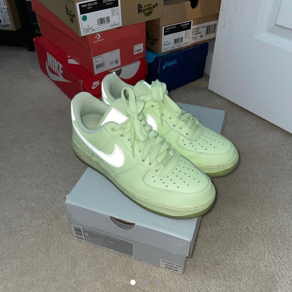 Nike Air Force is ‘07 - Green/Neon/Volt - 7.5M/9W